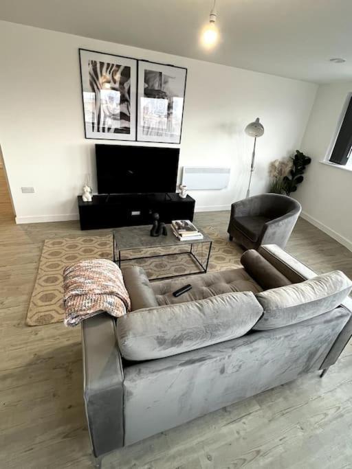 Luxurious City View Apartment In Salford Manchester Zewnętrze zdjęcie